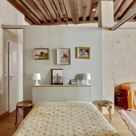 Marais-rue Des Rosiers Id 24 Appartement