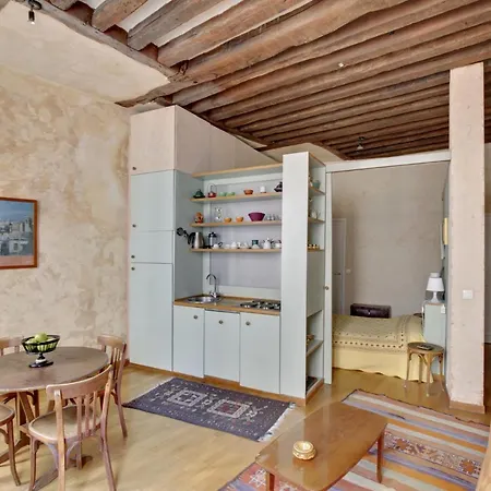 Marais-rue Des Rosiers Id 24 Appartement *