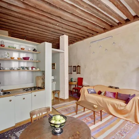Marais-rue Des Rosiers Id 24 Appartement Paris